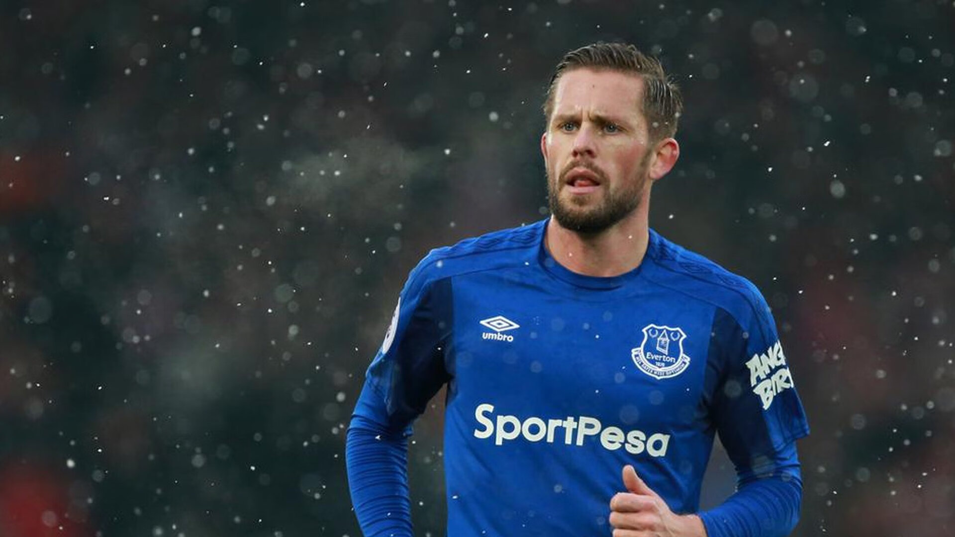 青少年足球精英营启动选拔训练两不误，2020年校园足球精英训练营